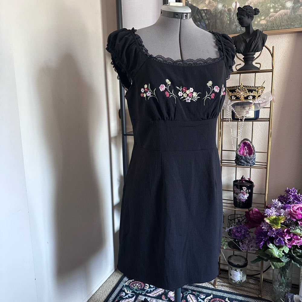 SHEIN Black Dress with Floral Embroidery